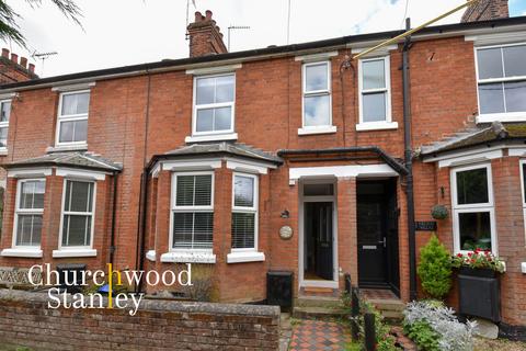 4 bedroom terraced house to rent, The Park, Manningtree, CO11