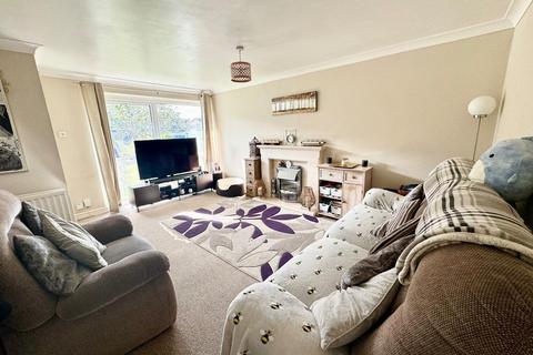 3 bedroom semi-detached house for sale, Skiddaw Close, Eaglescliffe