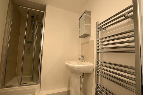 2 bedroom flat for sale, Morris Lane, Kirkstall, Leeds, West Yorkshire, LS5