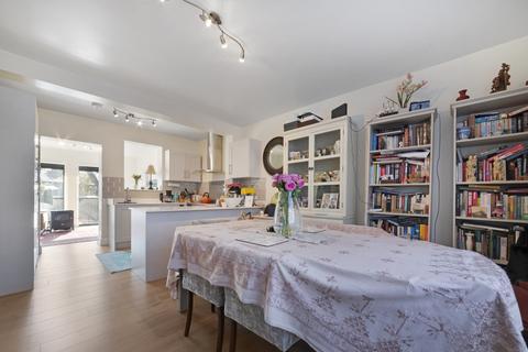 61 Hesperus Crescent, Isle Of Dogs, London, E14 3AB