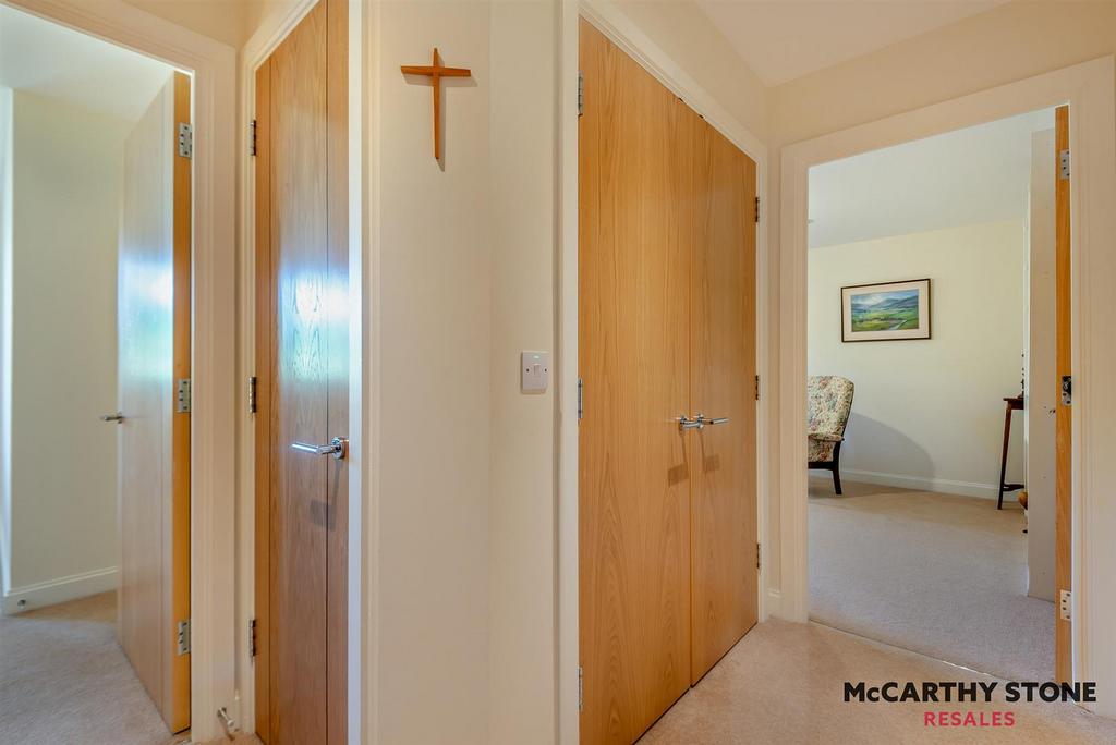 8614548-interior10-800.jpg