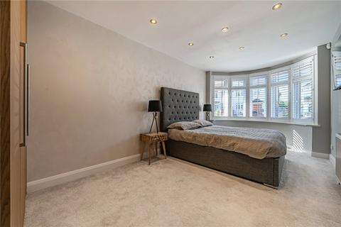 35 Oxhawth Crescent, Bromley, BR2 8BJ