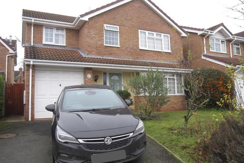 4 bedroom detached house to rent, Beechfields Way, Newport