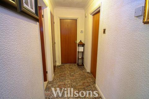 2 bedroom flat for sale, North Parade, Skegness