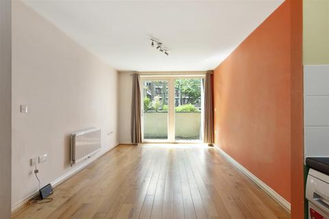 1 bedroom flat for sale, Viridian Apartments, 75 Battersea Park Road, London, SW8