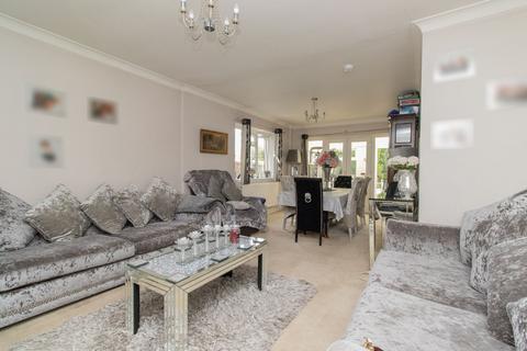 5 bedroom chalet for sale, Chestnut Drive, Herne Bay, CT6