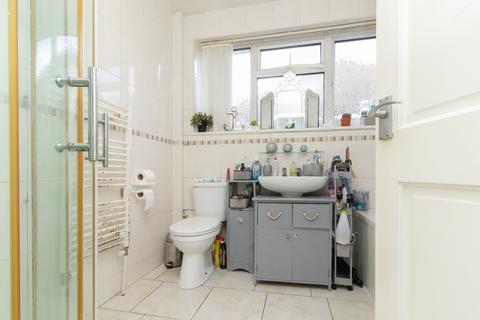 25 Chestnut Drive, Greenhill, Herne Bay, CT6 7PP