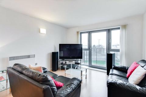 2 bedroom apartment to rent, Alexandra Road,, Green Lanes, London, N8