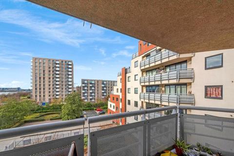 1 bedroom apartment to rent, Wards Wharf Approach, London, E16