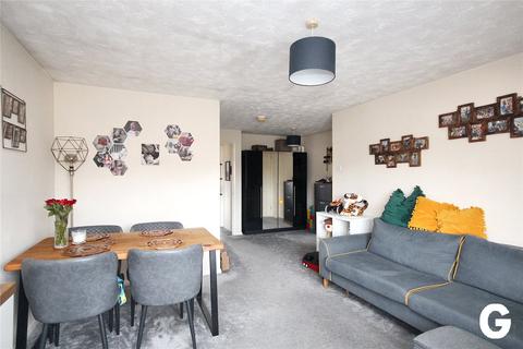 5 Charing Close, Ringwood, BH24 1FA