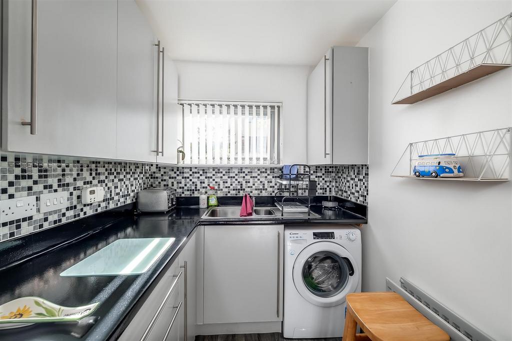 Fitted Kitchen