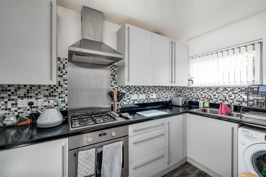 Fitted Kitchen