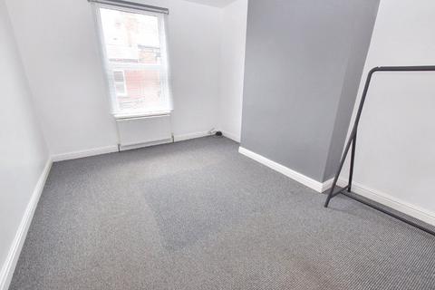 4 Aviary Street, Armley, Leeds, LS12 2NT