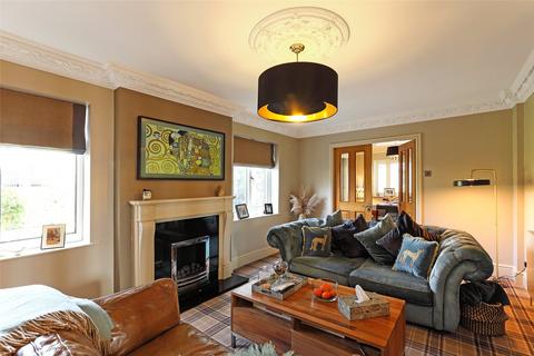 4 bedroom detached house for sale, Meadowgate Drive, Lofthouse, Wakefield, West Yorkshire, WF3