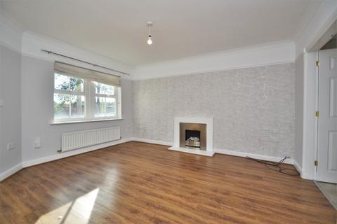 4 bedroom townhouse to rent, Teale Court, Leeds LS7