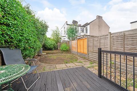 3 bedroom end of terrace house for sale, Green Lane, Penge, SE20