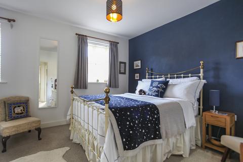 17 Lysander Way, Moreton-in-marsh, GL56 0GD