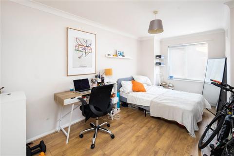 3 bedroom flat for sale, Ravensbourne Mansions, 39 Berthon Street, London, SE8