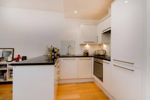 1 bedroom flat to rent, Munster Road, Munster Village, London, SW6