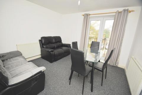 2 bedroom flat to rent, Aldykes, Hatfield AL10