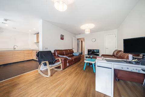 2 bedroom apartment for sale, Glebe Farm Drive, Trumpington, Cambridge