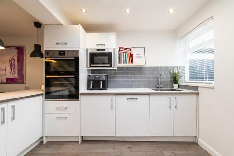 115 Lower Higham Road, Gravesend, DA12 2NQ