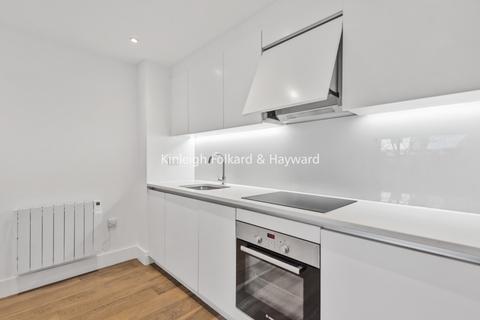 2 bedroom apartment to rent, Tiltman Place London N7