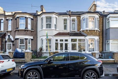 4 bedroom terraced house for sale, Studley Road, Forest Gate, London, E7