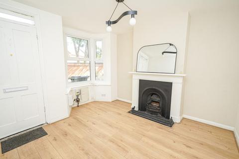 2 bedroom terraced house for sale, Bassett Road, Leighton Buzzard