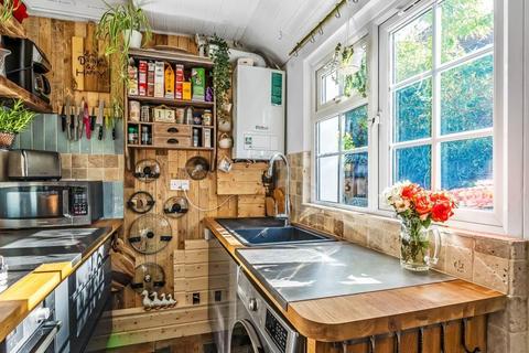 62 Hampstead Road, Dorking, RH4 3AH