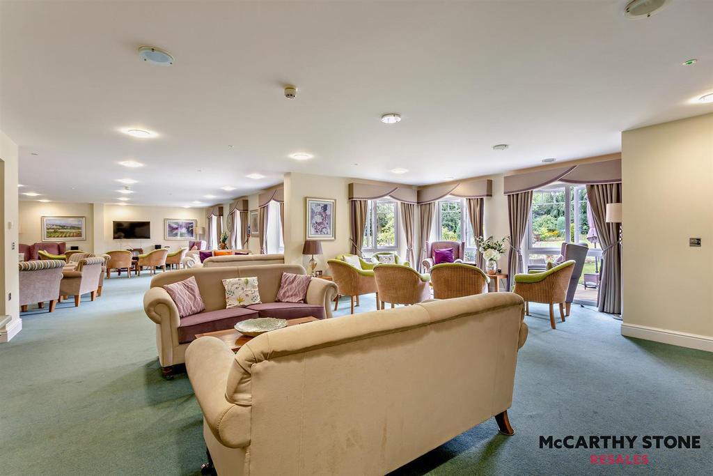 8617618-interior03-800.jpg