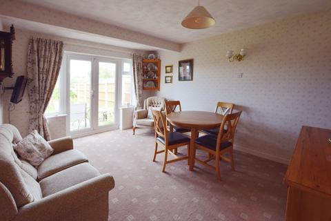 3 bedroom bungalow for sale, Bloomsbury Grove, Timperley, Altrincham, Greater Manchester, WA15