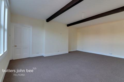 4 bedroom semi-detached house for sale, New Road, Telford