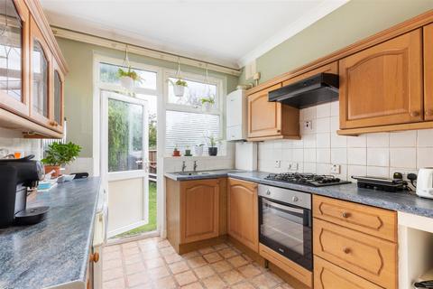 1 bedroom flat for sale, Martin Way, Morden SM4