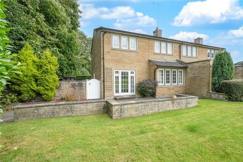 3 bedroom end of terrace house for sale, Harewood Mews, Harewood, Leeds, West Yorkshire