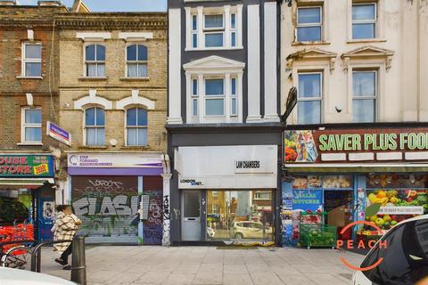 Retail property (high street) to rent, Bethnal Green Road, London E2