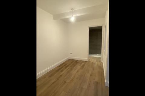 2 bedroom house to rent, Burlington Street, Kemptown, Brighton