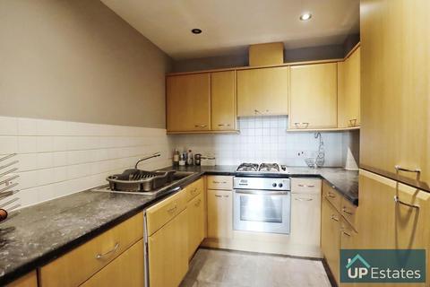 2 bedroom apartment to rent, Shelley Court , Longfellow Road, Coventry