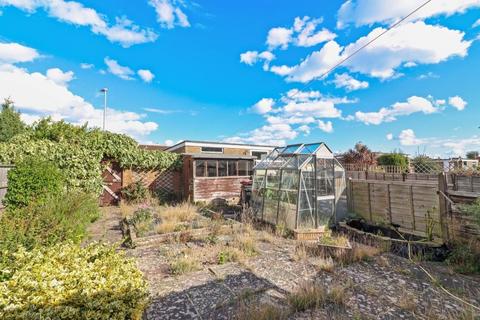 2 bedroom semi-detached bungalow for sale, Kipling Walk, Eastbourne BN23