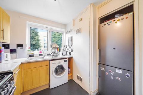 1 bedroom flat to rent, Globe Road, Stratford, E15