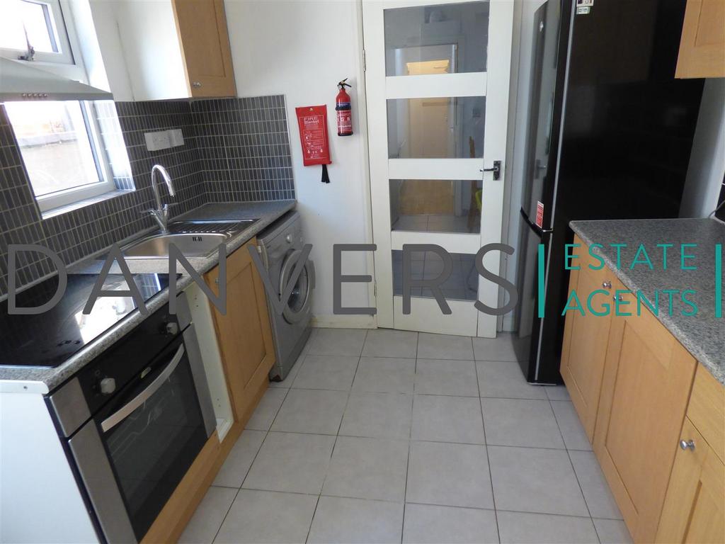 Kitchen.jpg