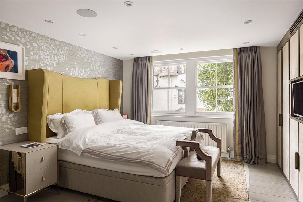 Principal Bedroom