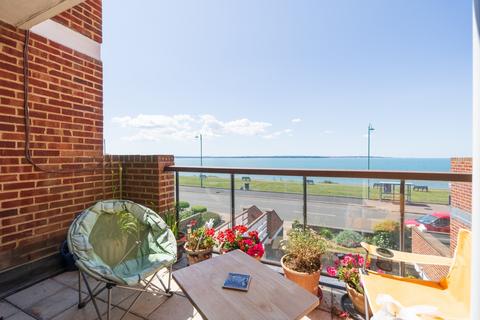 2 bedroom flat for sale, Arismore Court,  Lee-on-the-Solent, Hampshire, PO13