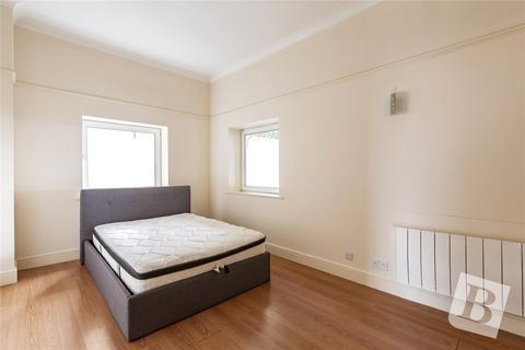 2 bedroom apartment for sale, West Street, Gravesend, Kent, DA11