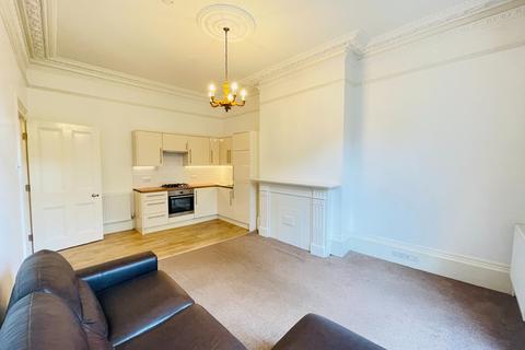 2 bedroom apartment to rent, London N6