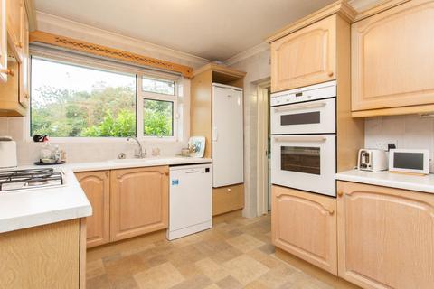 2 bedroom detached bungalow for sale, Friars Close, Whitstable, CT5