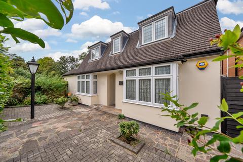 5 bedroom detached house for sale, Frays Avenue, West Drayton, Middlesex