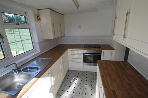 2 bedroom end of terrace house to rent, Newington Way, Craven Arms, Shropshire