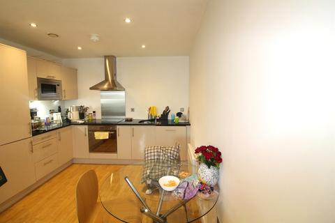 2 bedroom apartment to rent, 208/1 Brewery Wharf, LS10