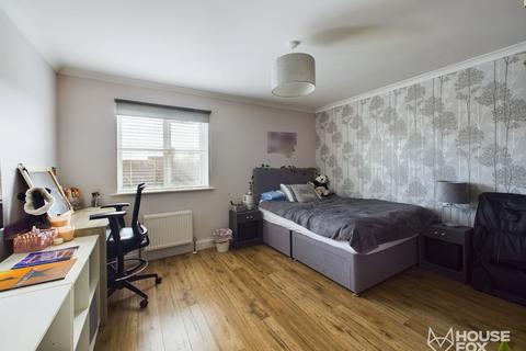 2 bedroom flat for sale, Market Avenue, St Georges, Weston-Super-Mare, BS22